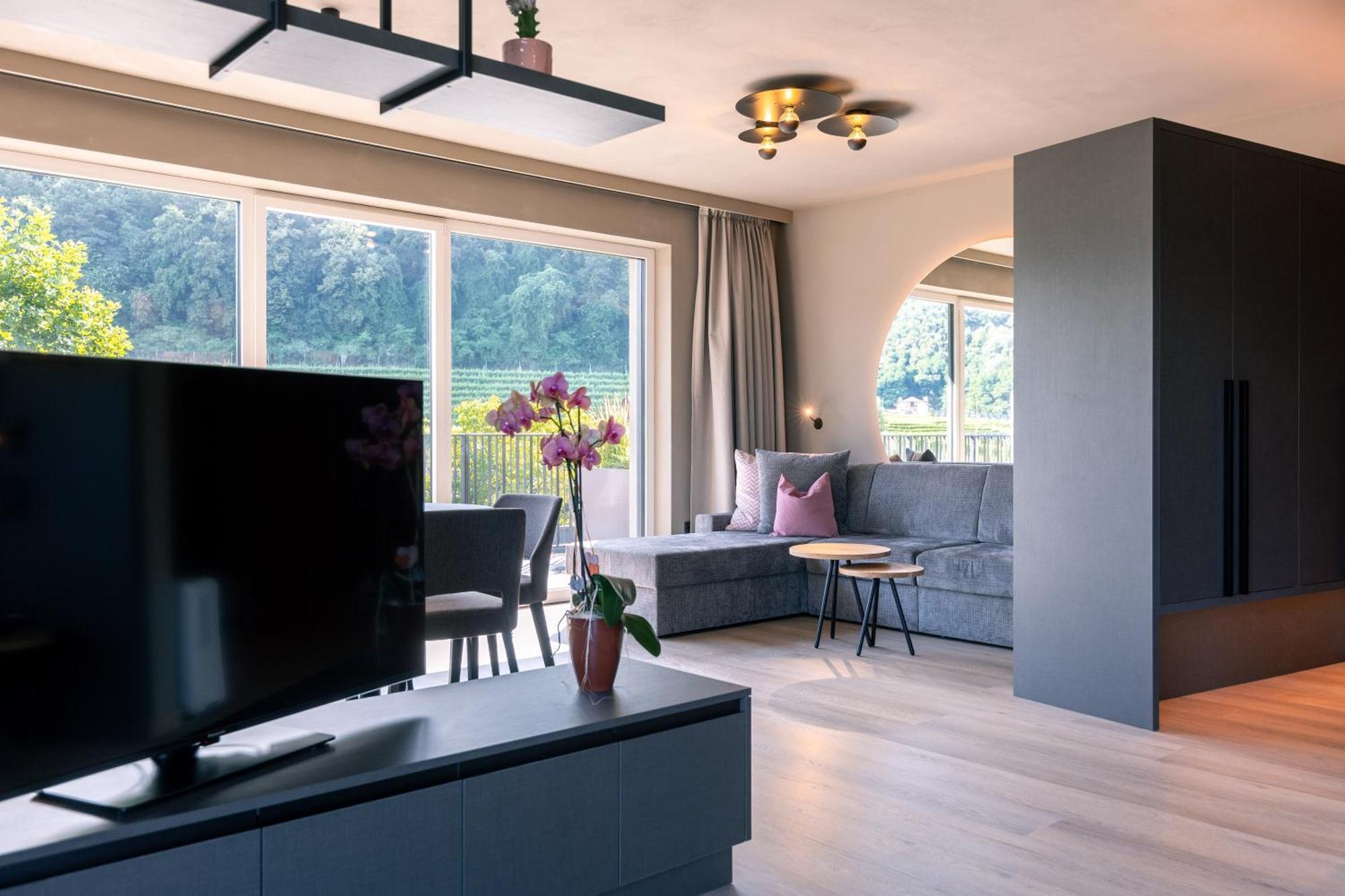 Belia Lofts - Adults Only - Apartments Аппиано-Сулла-Страда-дель-Вино Экстерьер фото